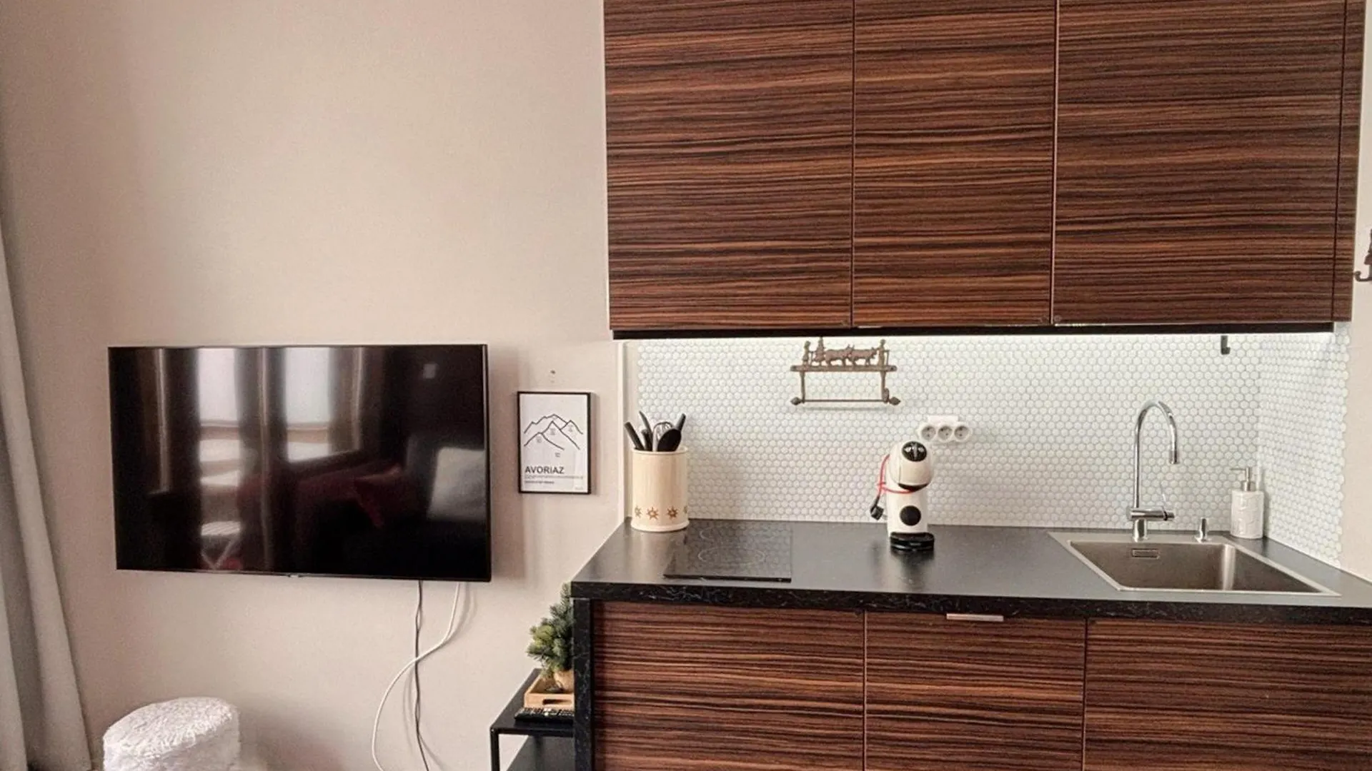 Bel Appart Renove 7Eme Etage, Quartier Falaise, Balcon Expose Sud, Tv, Internet, Casier A Skis - Fr-1-634-97 Morzine 0*,  Frankrig